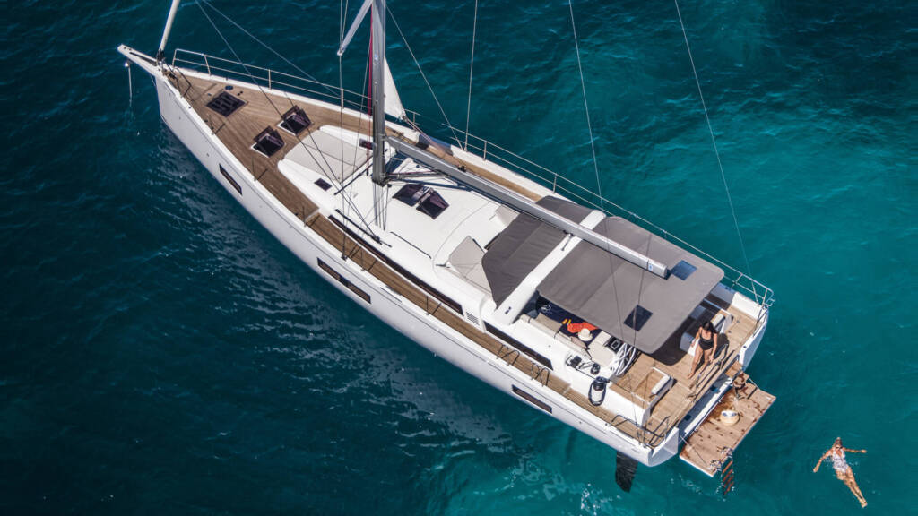 ocy54-exterior3